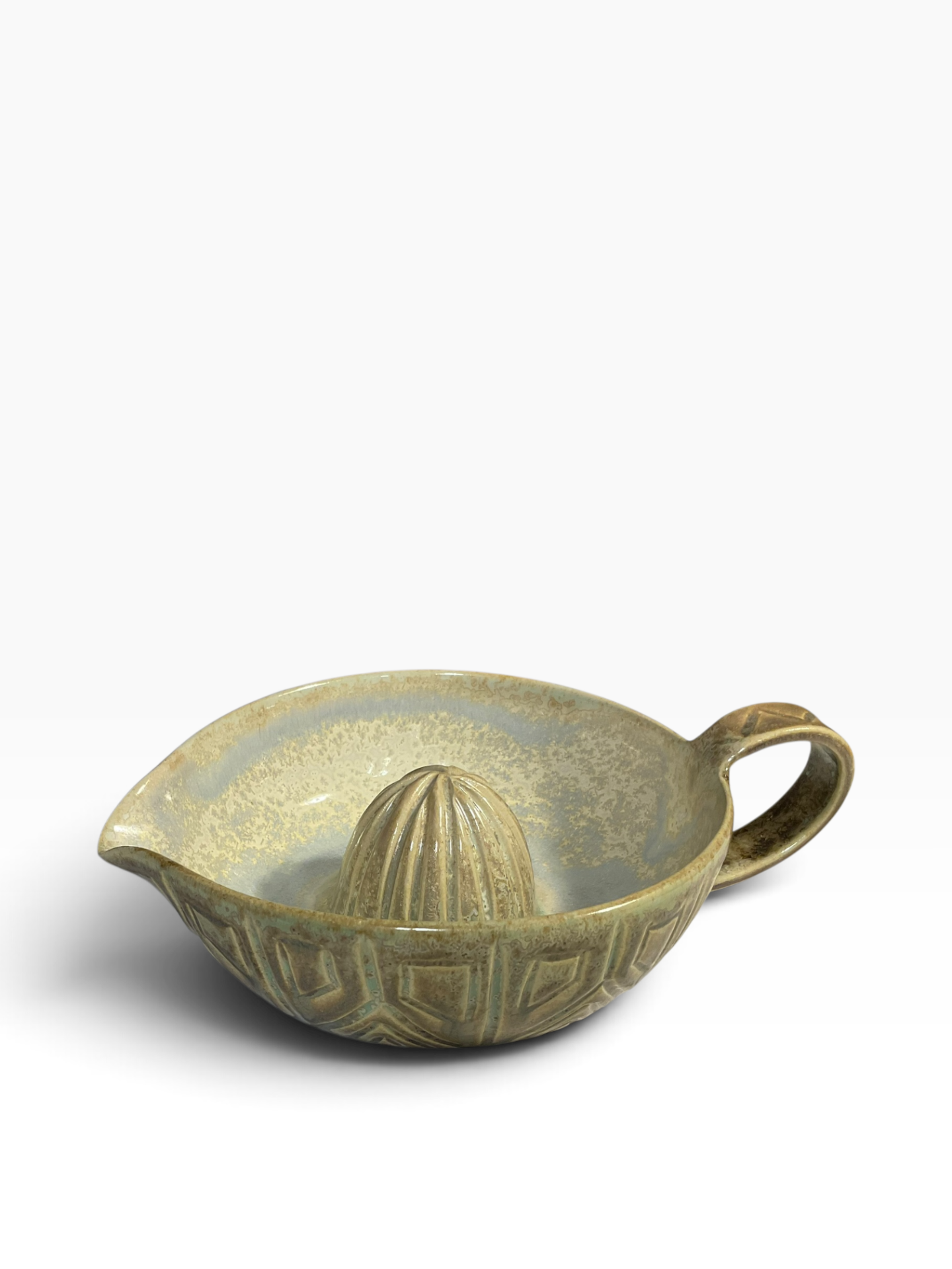 Apex — Ceramic Citrus Juicer